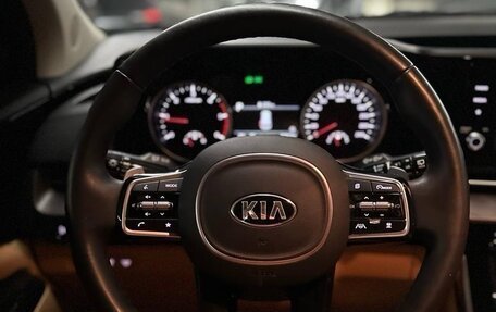 KIA Carnival, 2021 год, 3 900 000 рублей, 6 фотография