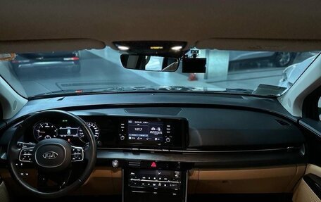 KIA Carnival, 2021 год, 3 900 000 рублей, 8 фотография