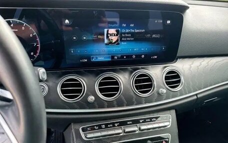 Mercedes-Benz E-Класс, 2021 год, 4 100 000 рублей, 6 фотография