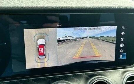 Mercedes-Benz E-Класс, 2021 год, 4 100 000 рублей, 8 фотография