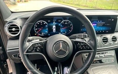 Mercedes-Benz E-Класс, 2021 год, 4 100 000 рублей, 20 фотография