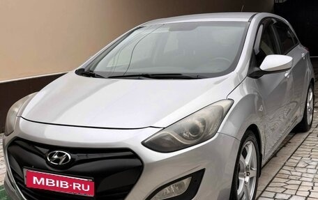 Hyundai i30 II рестайлинг, 2013 год, 850 000 рублей, 1 фотография