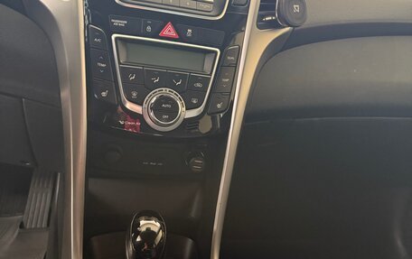 Hyundai i30 II рестайлинг, 2013 год, 850 000 рублей, 5 фотография