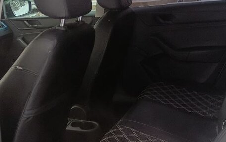 Skoda Rapid I, 2016 год, 880 000 рублей, 6 фотография