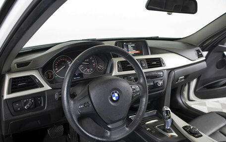 BMW 3 серия, 2014 год, 1 545 000 рублей, 18 фотография