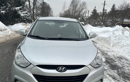 Hyundai ix35 I рестайлинг, 2011 год, 1 120 000 рублей, 1 фотография