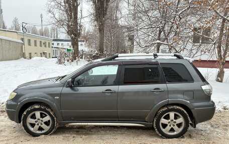 Mitsubishi Outlander III рестайлинг 3, 2006 год, 500 000 рублей, 1 фотография