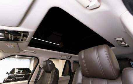 Land Rover Range Rover IV рестайлинг, 2016 год, 4 250 000 рублей, 10 фотография