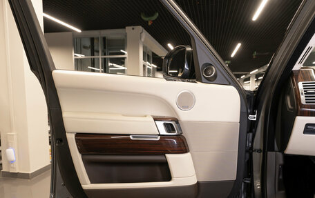 Land Rover Range Rover IV рестайлинг, 2016 год, 4 250 000 рублей, 19 фотография