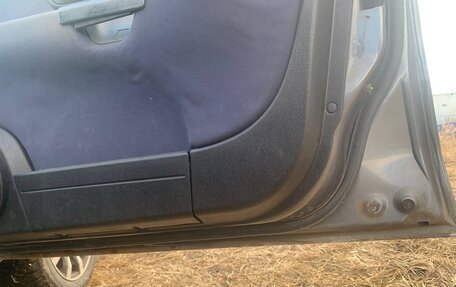 Mitsubishi Carisma I, 2004 год, 250 000 рублей, 12 фотография