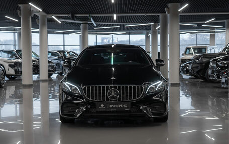 Mercedes-Benz E-Класс, 2018 год, 4 200 000 рублей, 3 фотография