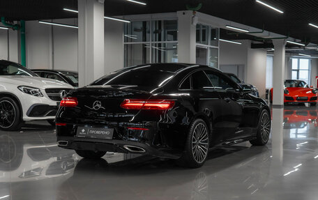 Mercedes-Benz E-Класс, 2018 год, 4 200 000 рублей, 4 фотография