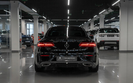 Mercedes-Benz E-Класс, 2018 год, 4 200 000 рублей, 6 фотография