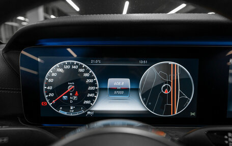 Mercedes-Benz E-Класс, 2018 год, 4 200 000 рублей, 12 фотография