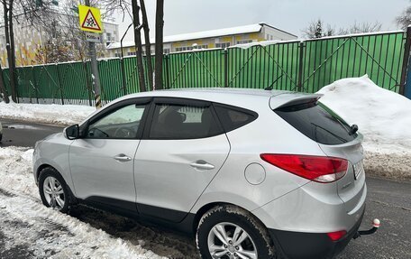 Hyundai ix35 I рестайлинг, 2011 год, 1 120 000 рублей, 4 фотография
