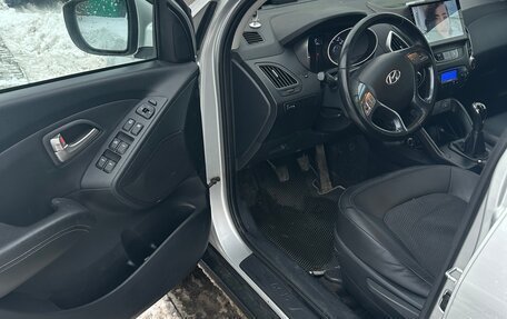 Hyundai ix35 I рестайлинг, 2011 год, 1 120 000 рублей, 7 фотография