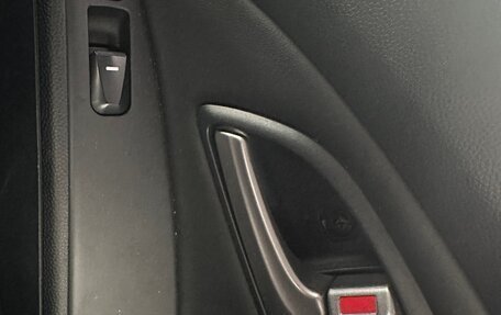 Hyundai ix35 I рестайлинг, 2011 год, 1 120 000 рублей, 8 фотография