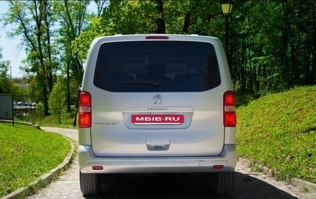 Peugeot Traveller I, 2018 год, 1 875 000 рублей, 4 фотография