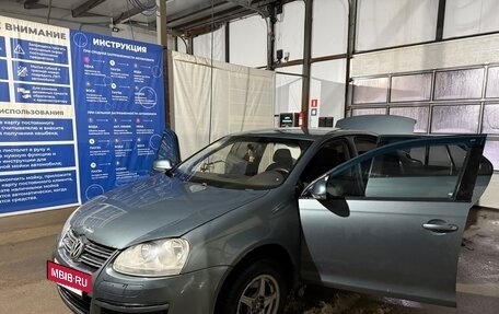 Volkswagen Jetta VI, 2008 год, 550 000 рублей, 2 фотография