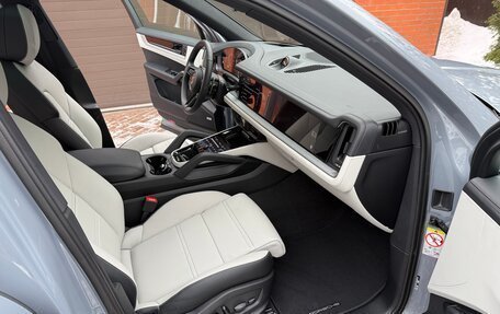 Porsche Cayenne III, 2025 год, 18 000 000 рублей, 14 фотография