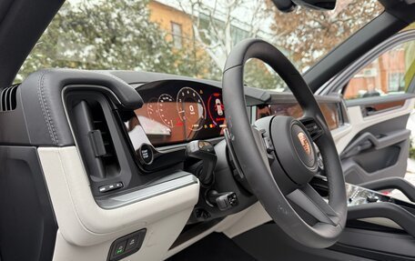 Porsche Cayenne III, 2025 год, 18 000 000 рублей, 30 фотография