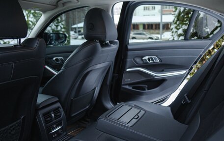 BMW 3 серия, 2019 год, 3 410 000 рублей, 39 фотография