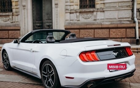 Ford Mustang VI рестайлинг, 2017 год, 2 900 000 рублей, 4 фотография