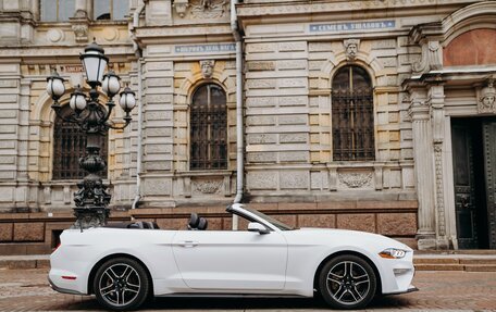 Ford Mustang VI рестайлинг, 2017 год, 2 900 000 рублей, 18 фотография