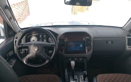 Mitsubishi Pajero III рестайлинг, 2005 год, 900 000 рублей, 5 фотография