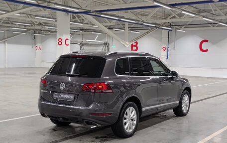 Volkswagen Touareg III, 2012 год, 2 260 000 рублей, 6 фотография