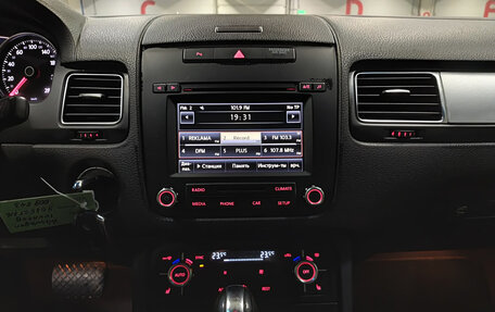 Volkswagen Touareg III, 2012 год, 2 260 000 рублей, 18 фотография