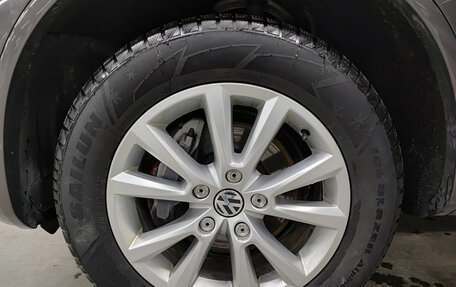 Volkswagen Touareg III, 2012 год, 2 260 000 рублей, 22 фотография