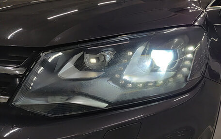 Volkswagen Touareg III, 2012 год, 2 260 000 рублей, 21 фотография