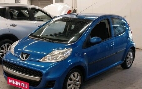 Peugeot 107 I рестайлинг, 2011 год, 498 563 рублей, 3 фотография