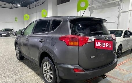 Toyota RAV4, 2013 год, 1 878 673 рублей, 6 фотография