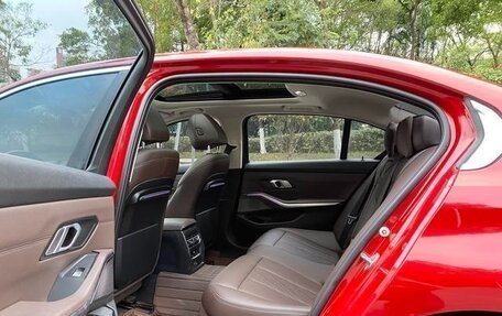 BMW 3 серия, 2021 год, 3 000 000 рублей, 9 фотография