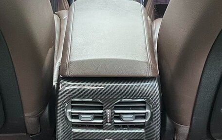 BMW 3 серия, 2021 год, 3 000 000 рублей, 17 фотография