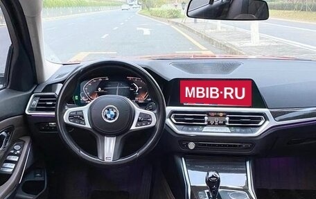 BMW 3 серия, 2021 год, 3 000 000 рублей, 13 фотография