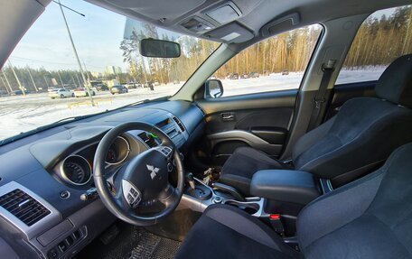 Mitsubishi Outlander III рестайлинг 3, 2007 год, 990 000 рублей, 11 фотография