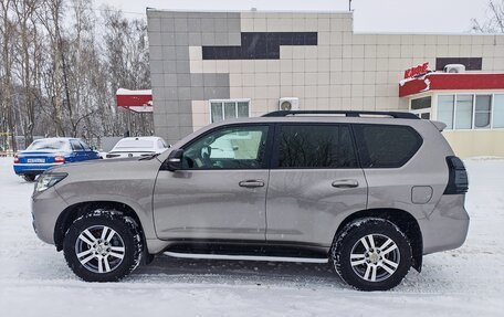 Toyota Land Cruiser Prado 150 рестайлинг 2, 2020 год, 5 500 000 рублей, 5 фотография