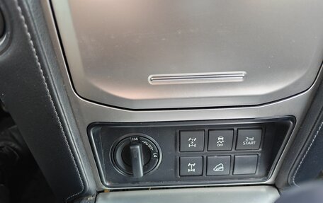 Toyota Land Cruiser Prado 150 рестайлинг 2, 2020 год, 5 500 000 рублей, 17 фотография