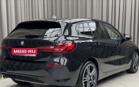 BMW 1 серия, 2021 год, 2 880 000 рублей, 4 фотография