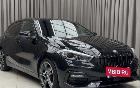 BMW 1 серия, 2021 год, 2 880 000 рублей, 3 фотография