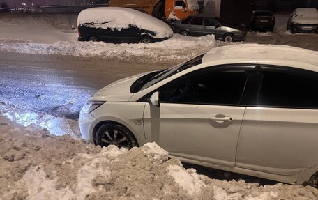 Hyundai Solaris II рестайлинг, 2014 год, 550 000 рублей, 4 фотография