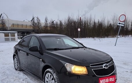 Chevrolet Cruze II, 2011 год, 650 000 рублей, 2 фотография
