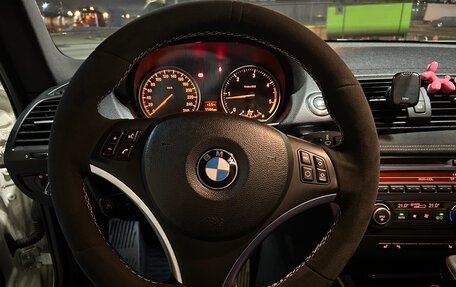 BMW 1 серия, 2008 год, 1 300 000 рублей, 8 фотография