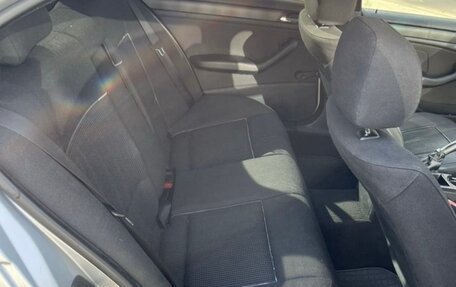 BMW 3 серия, 2004 год, 630 000 рублей, 16 фотография