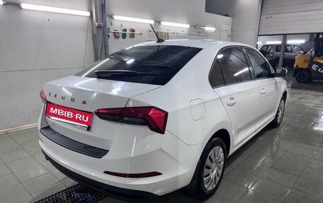 Skoda Rapid II, 2021 год, 1 550 000 рублей, 3 фотография