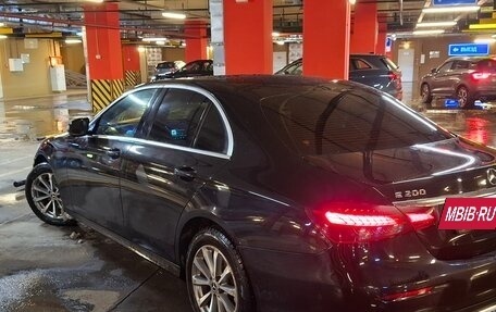 Mercedes-Benz E-Класс, 2020 год, 3 500 000 рублей, 6 фотография