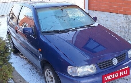 Volkswagen Polo III рестайлинг, 1999 год, 250 000 рублей, 2 фотография